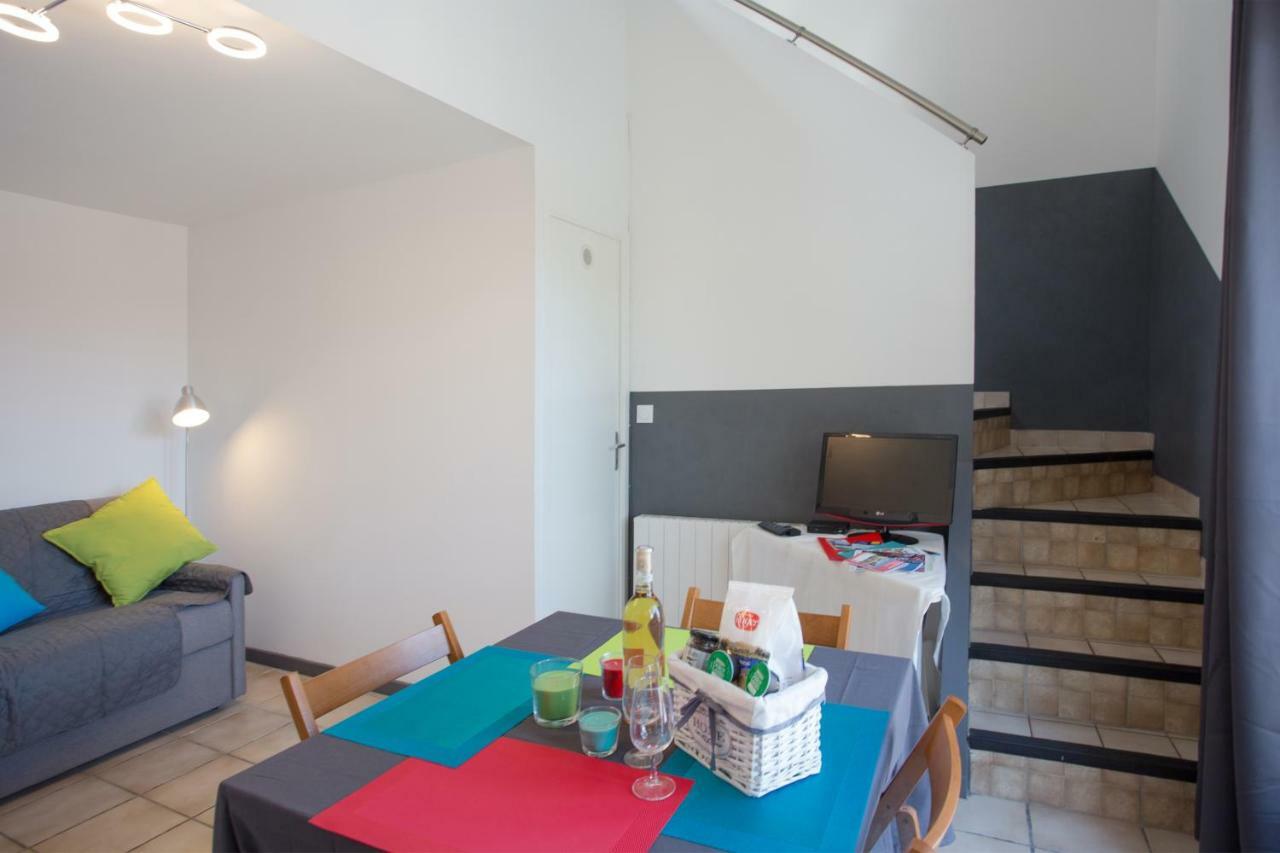 Appartement Duplex 4 Personnes A 200M De La Mer à Hyères Extérieur photo