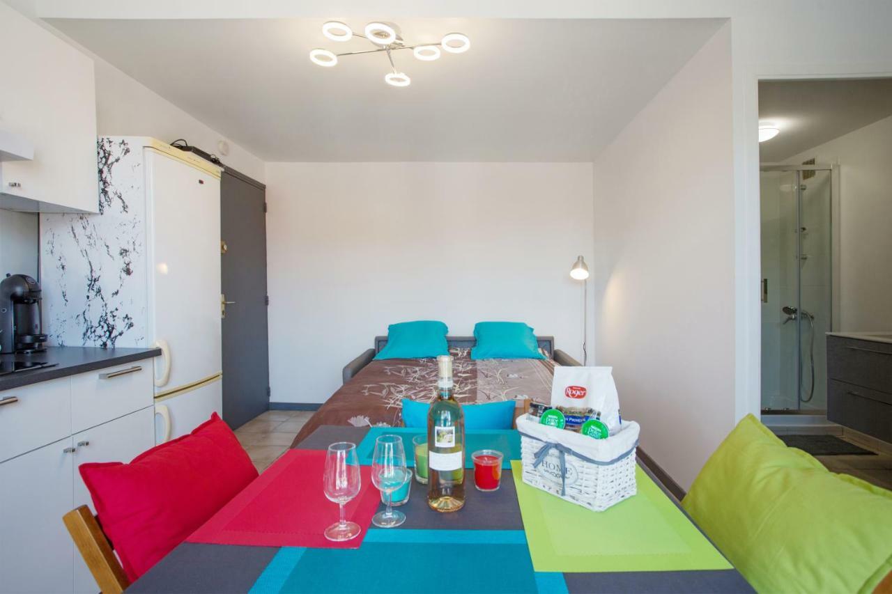 Appartement Duplex 4 Personnes A 200M De La Mer à Hyères Extérieur photo